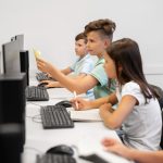 Tecnología Educativa: Abriendo las Aulas a un Mundo de Posibilidades